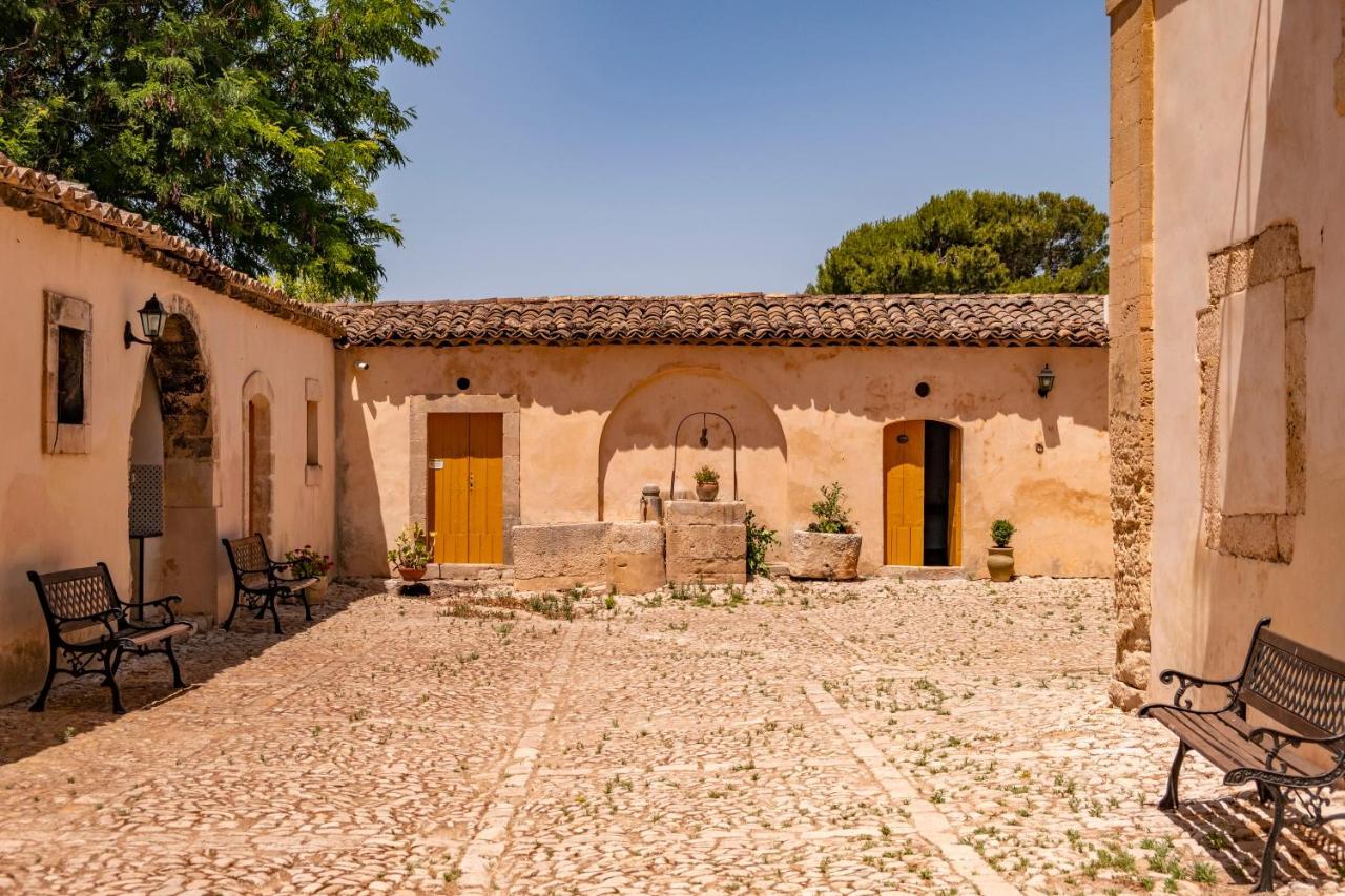 Villa Zottopera - Dimora Di Sicilia Chiaramonte Gulfi Extérieur photo
